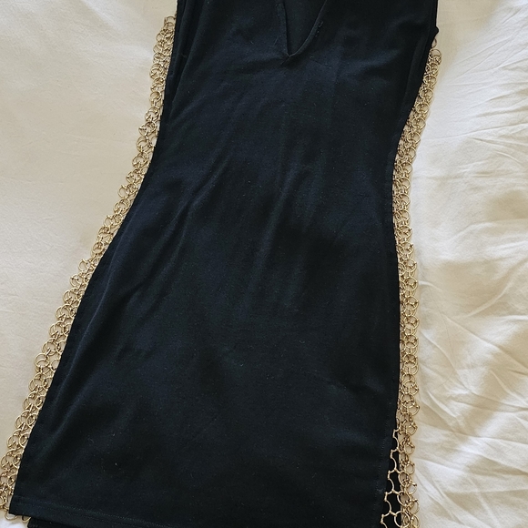 Revolve - H:OURS - Picture 4 of 5